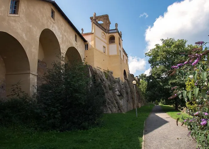 Laurahaus Nyaraló